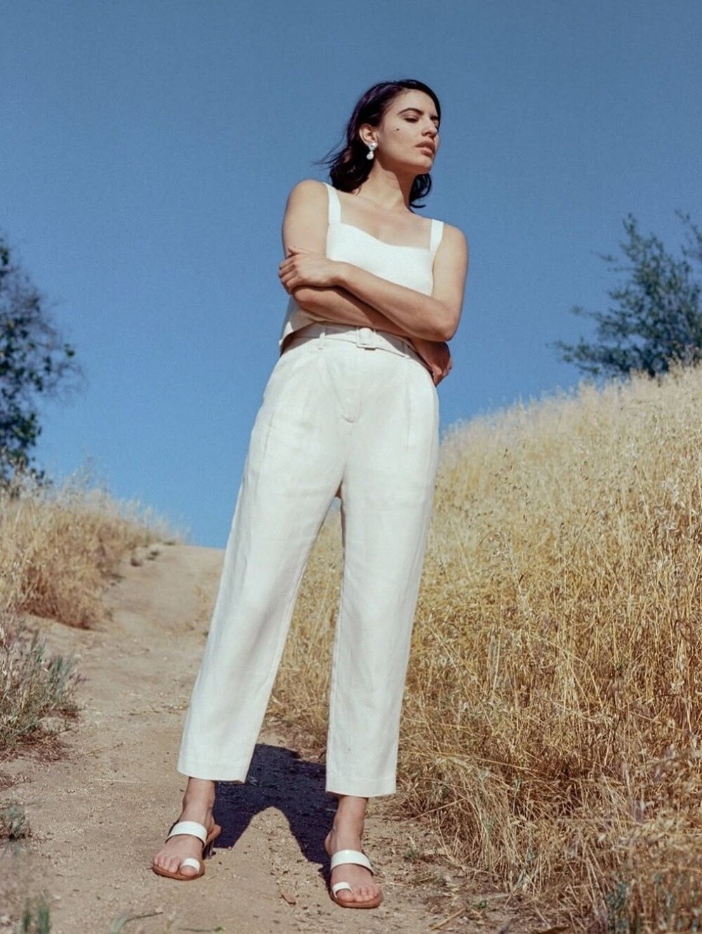 Waltz Studio Belted Trouser in‎ Ecru